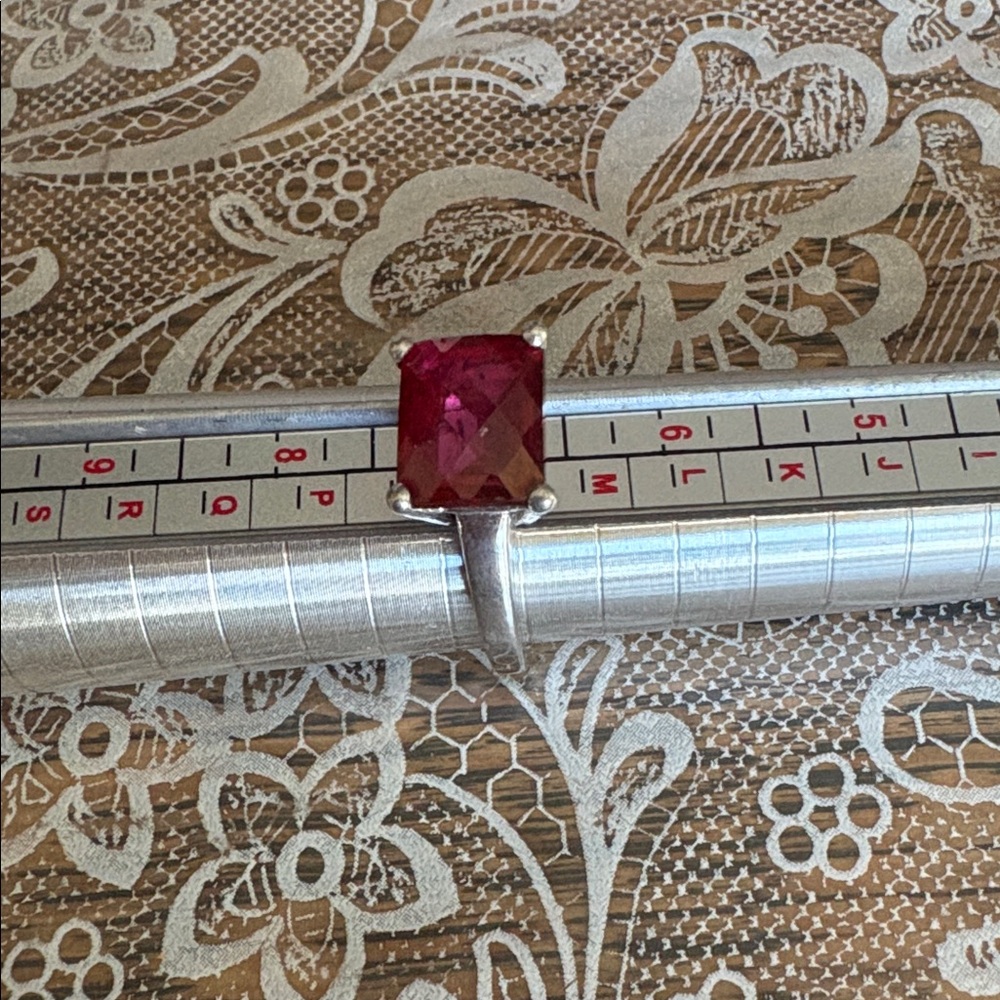 Elegant Sterling Silver size 7 Ring with Pink Gemstone $59 - Picture 4 of 4